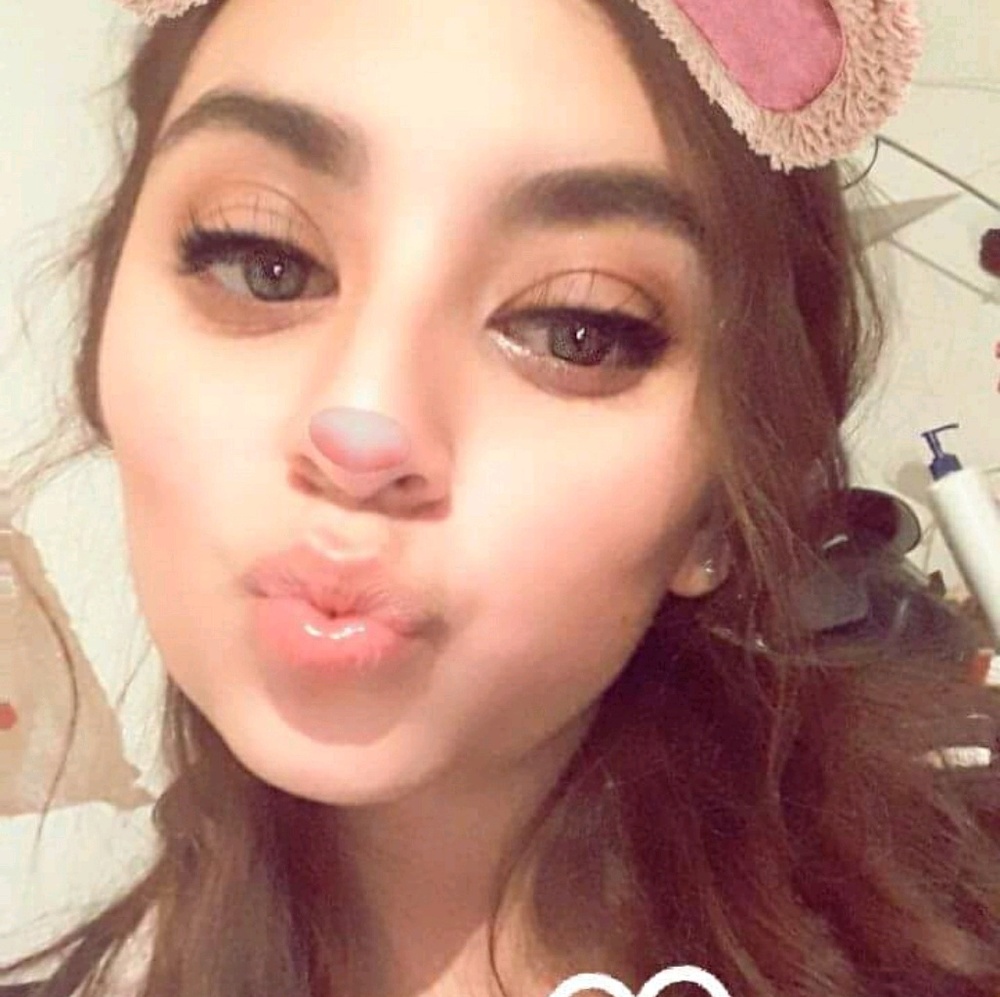 Meet your Posher, Julissa